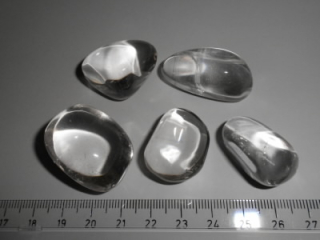 křišťál - tromlované kameny (Brazílie)