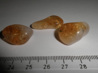 citrín tromlovaný Brazílie, cca 25 mm